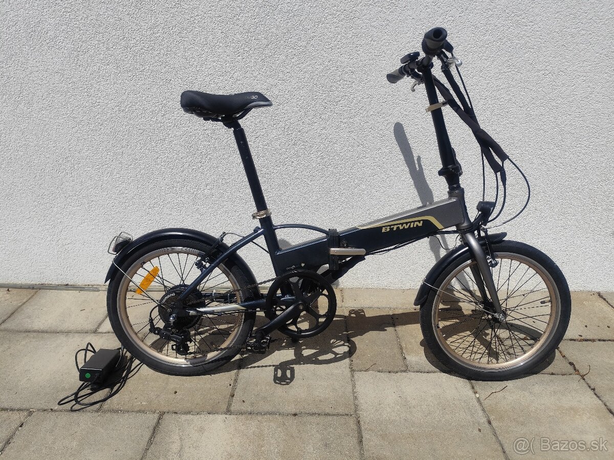 Skladací elektrický bicykel btwin e-hoptown 500
