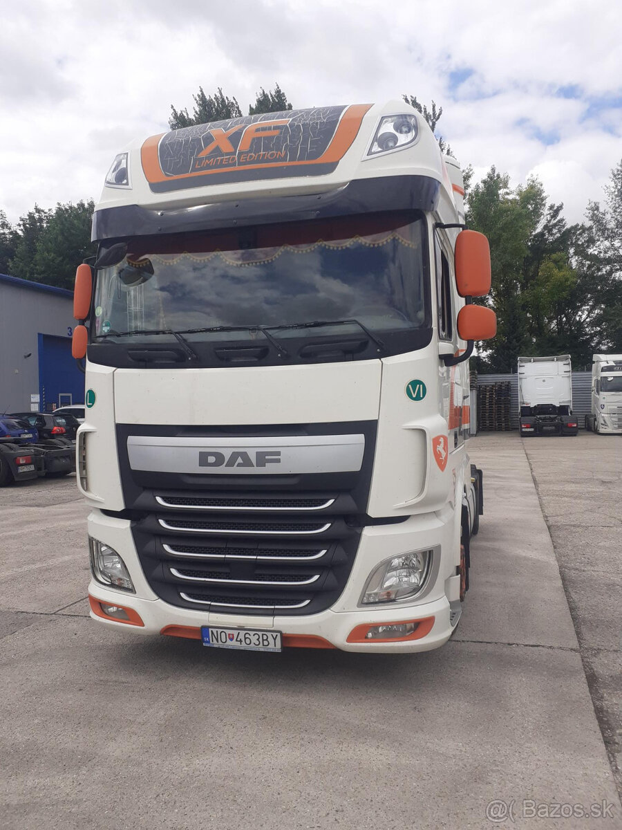 DAF XF Mega