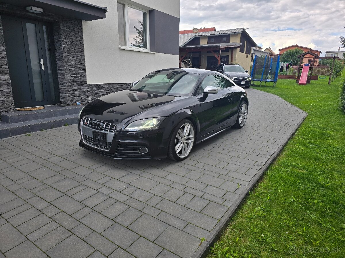 Audi TTS 2.0 TFSI quattro Coupe