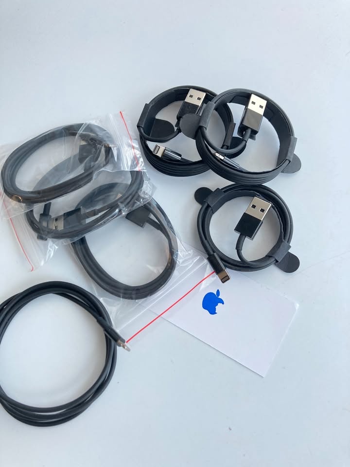 Čierny Originál Apple Lightning to USB Cable 1 m Black