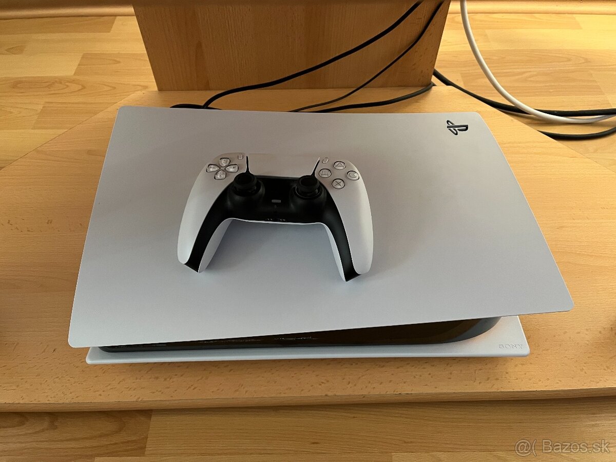 Sony Playstation 5 s mechanikou