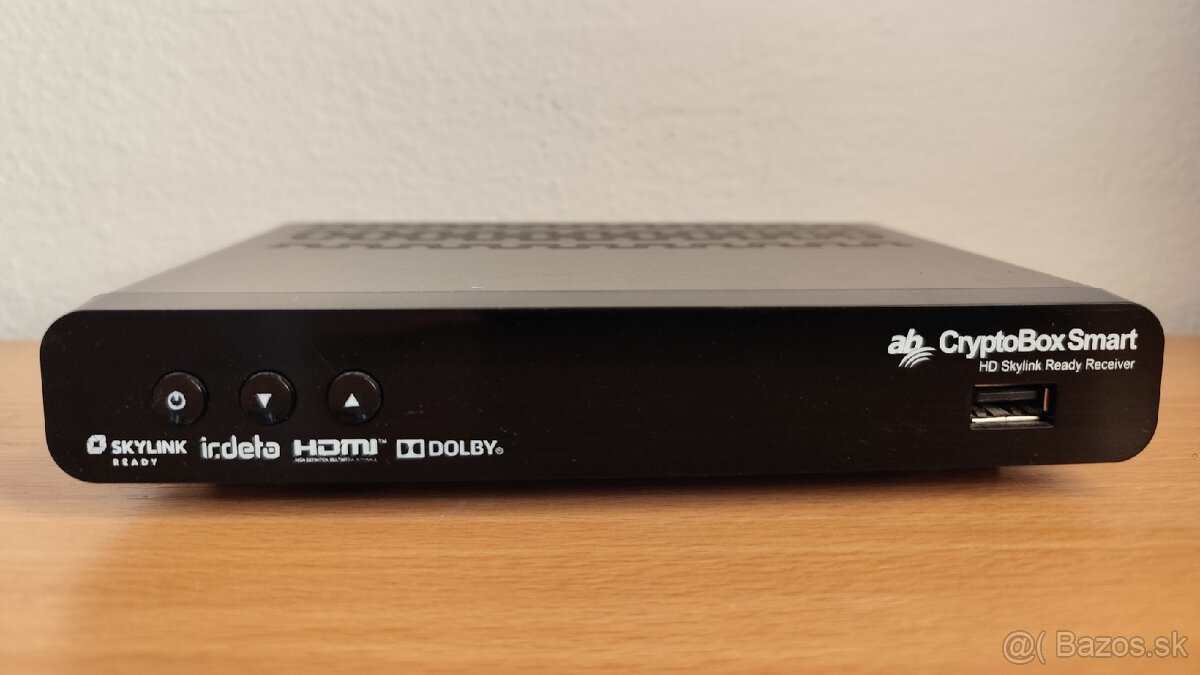 Satelitný prijímač AB CryptoBox Smart