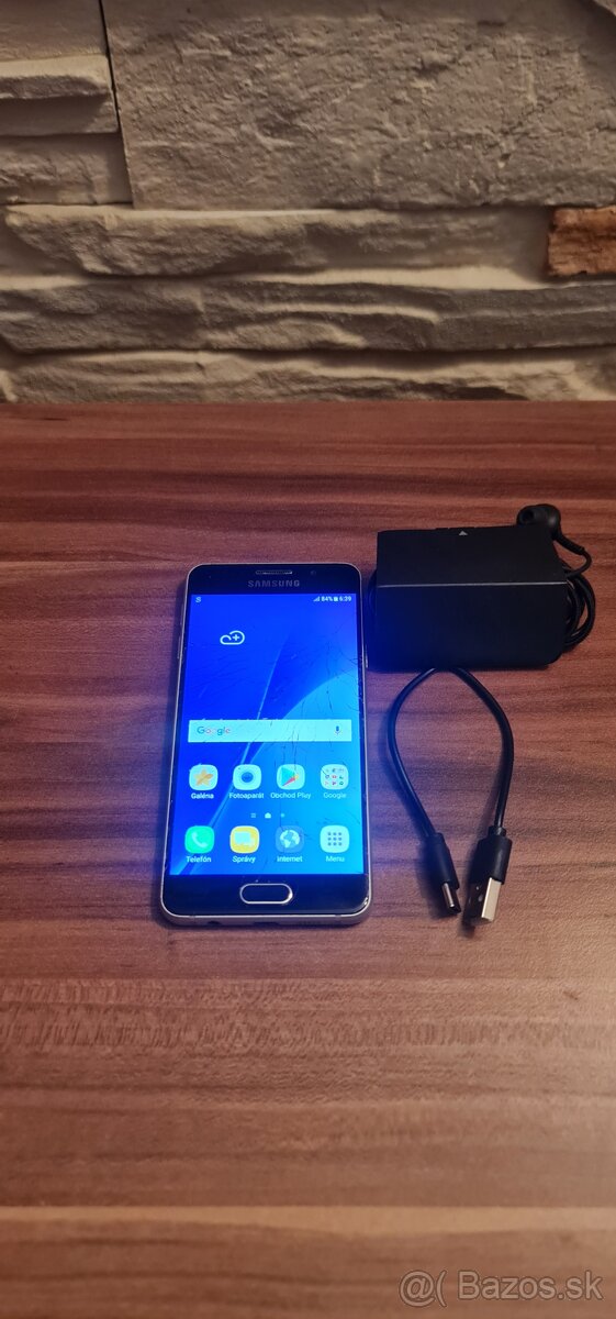 Samsung galaxy A3 (2016) gold 16GB