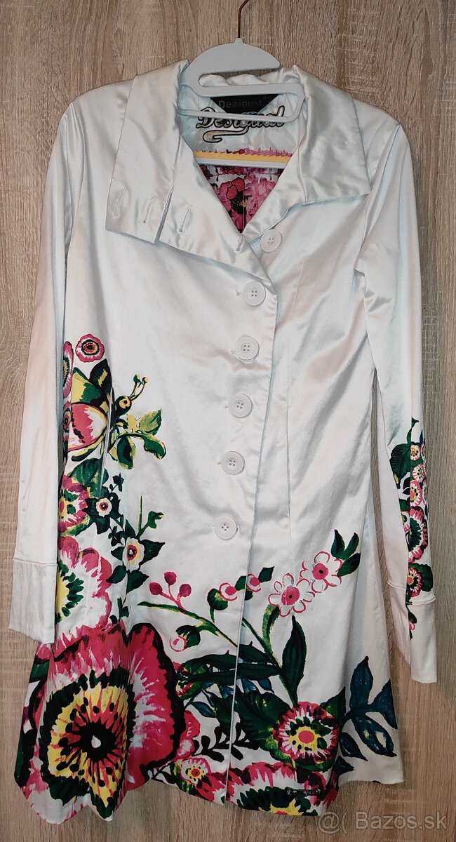 Dámsky značkový kabát Desigual