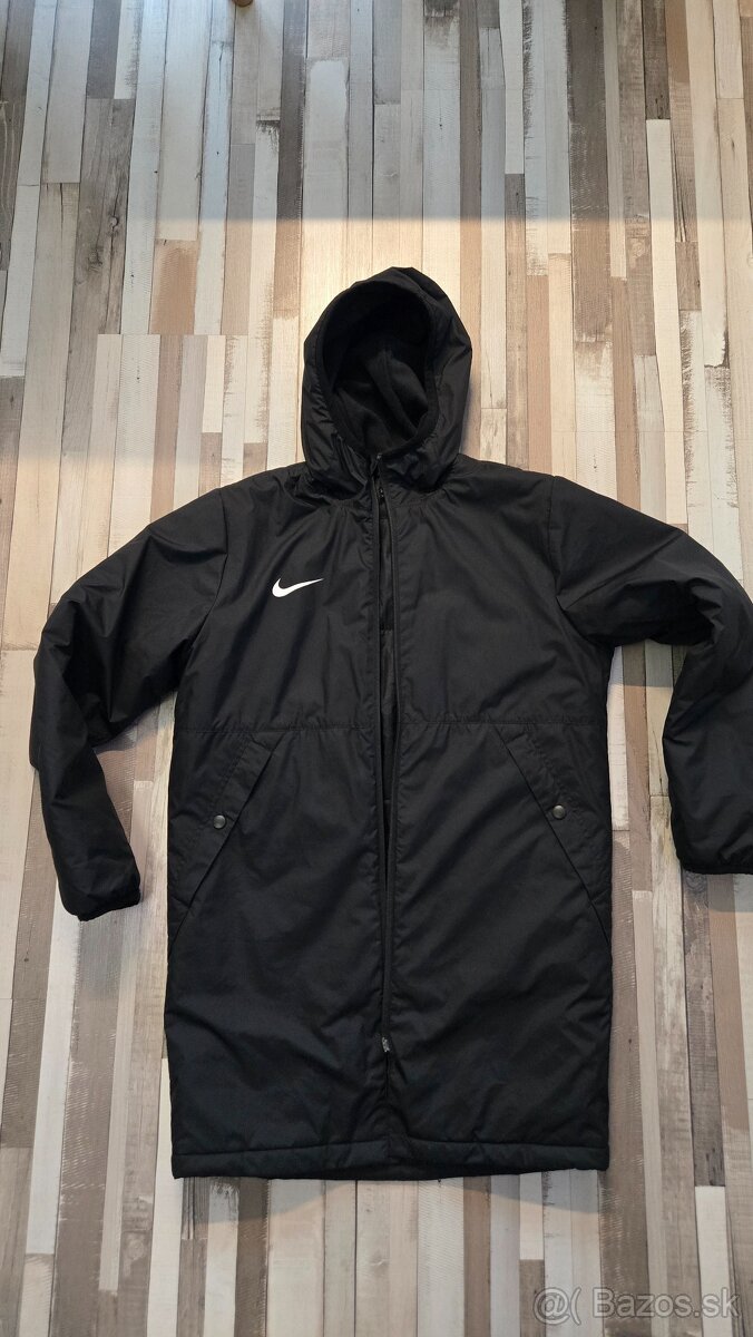 Nike PARKA chlapčenská bunda L