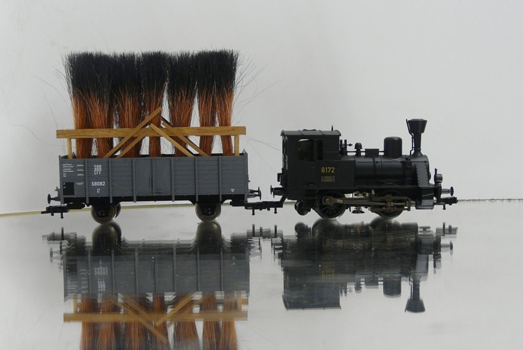 SUPRAVA 1/87 H0