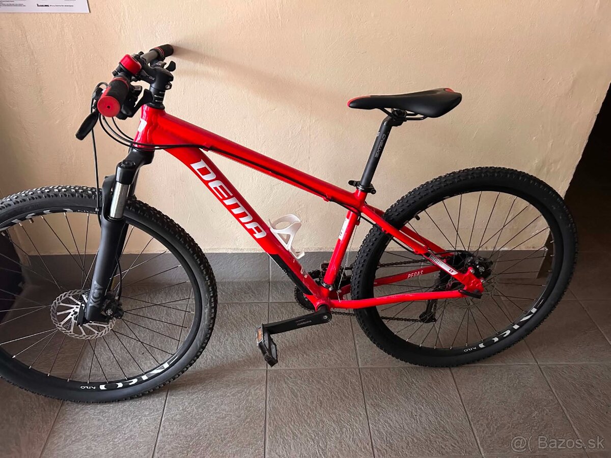 Bicykel Dema