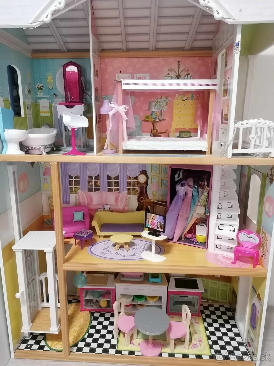 Barbie drevený domček