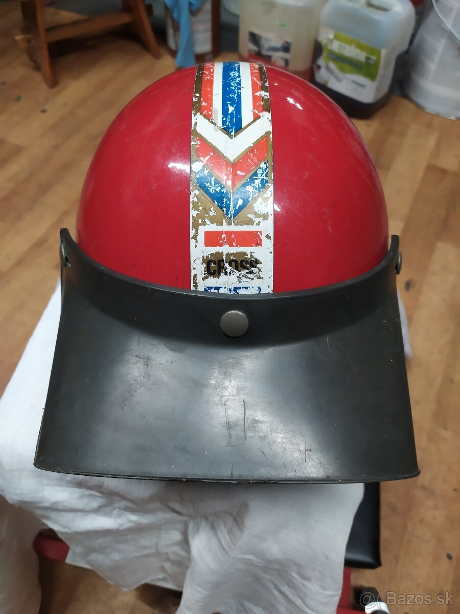 Retro helma cassida tvar Pardubice cross