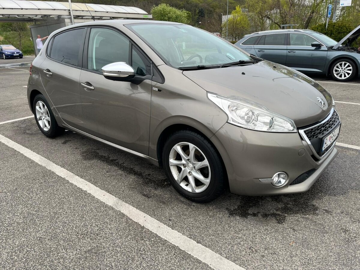 Peugeot 208 1.5 Style - 2015