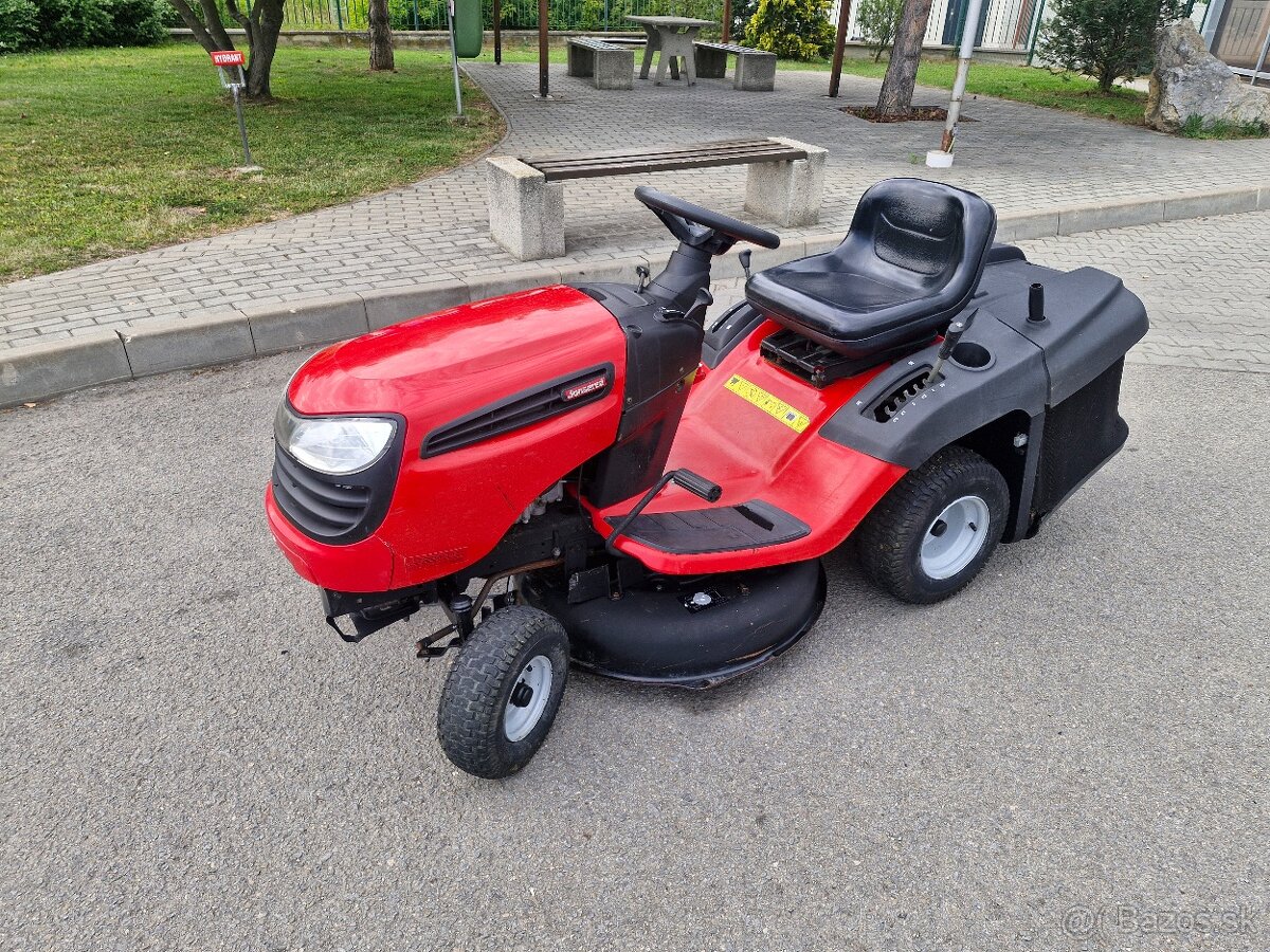 Traktorova kosacka Jonsered LT2213C (Husqvarna)
