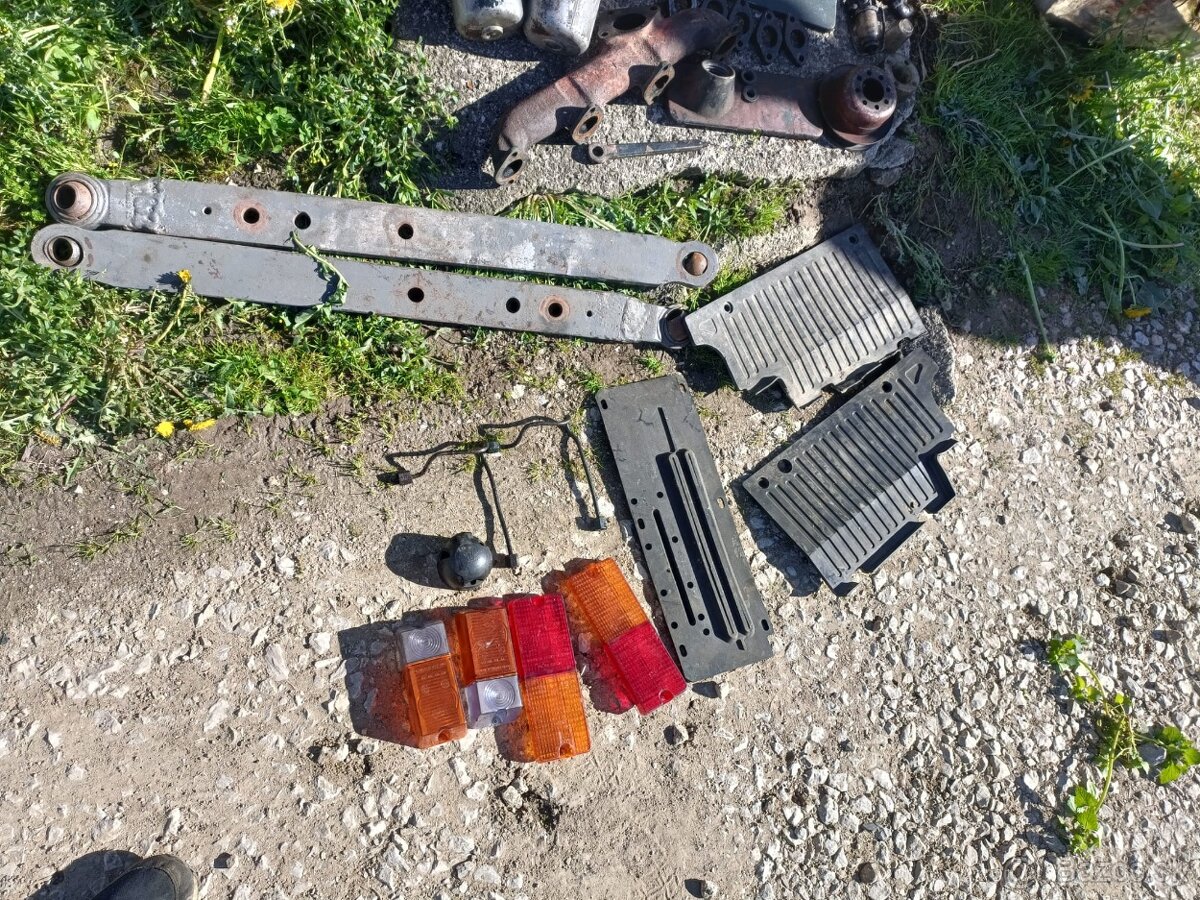 Zetor gumy na podlahu , svetla