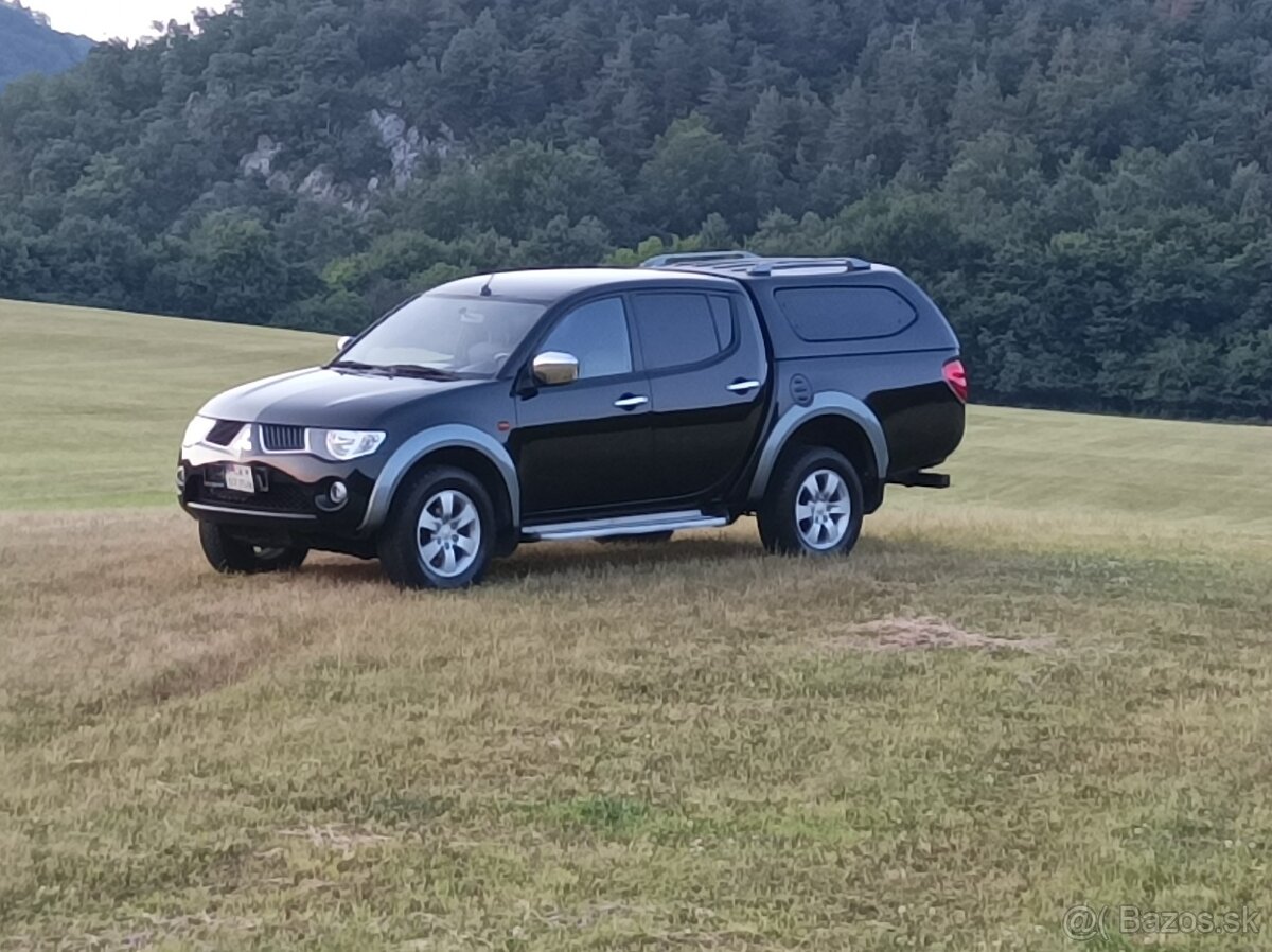 Mitsubishi L200 Mitsubishi L 200 4X4 SSC 1majitel