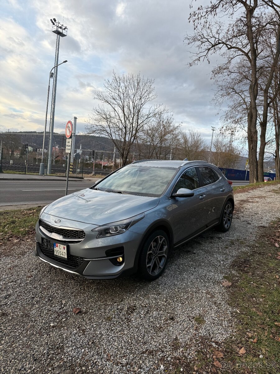 KIA XCeed 1.6 CRDI 100kw/136PS záruka,Virtual Cockpit,navi