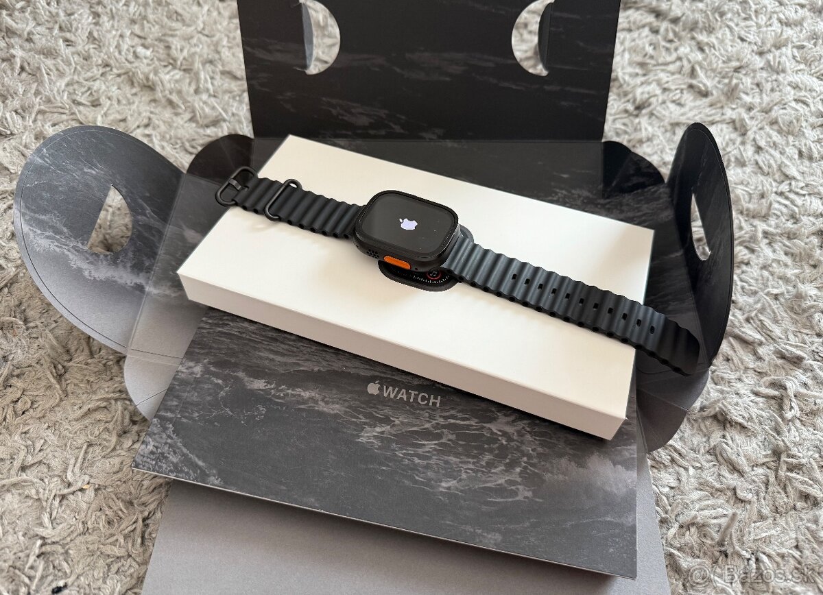 Apple Watch Ultra 2 49mm Black Titanium