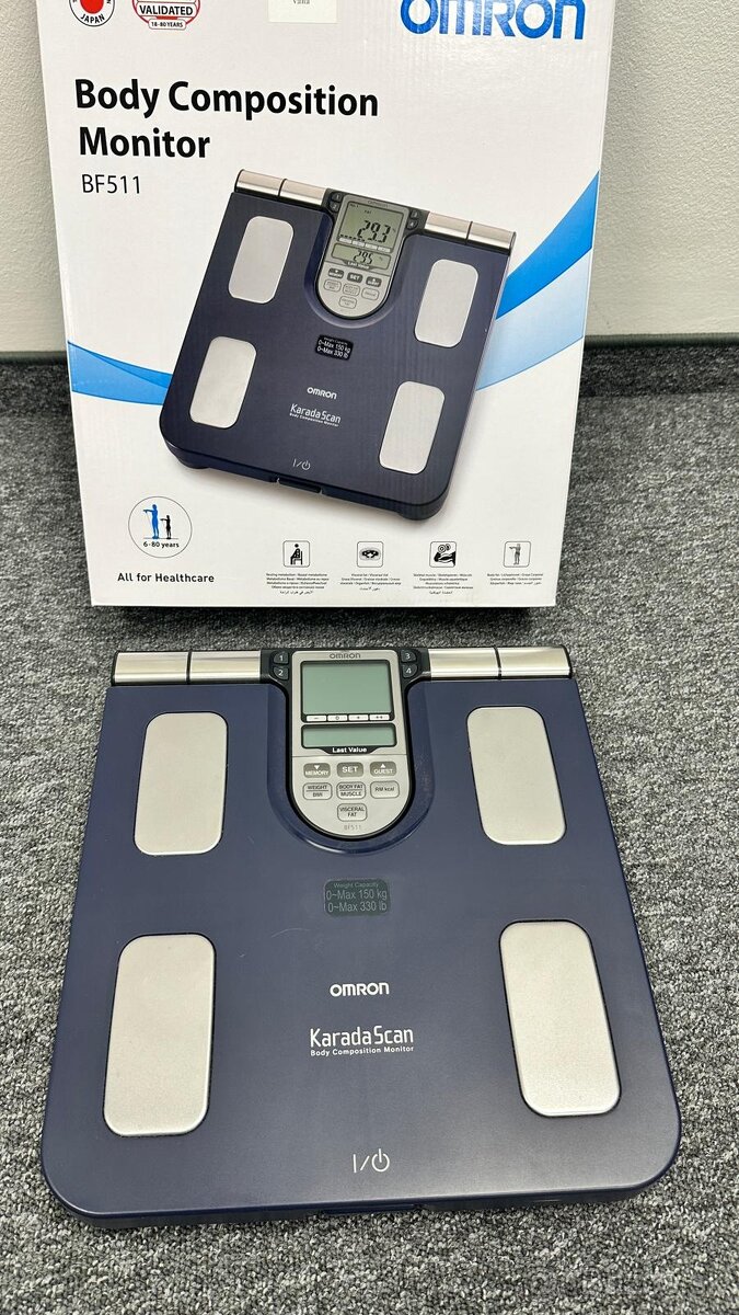OMRON Váha osobná BF-511 modrá