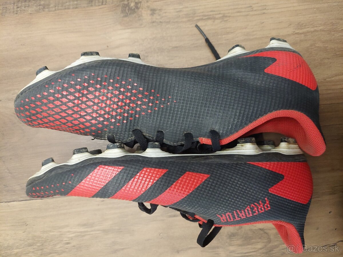 Kopacky Adidas Predator