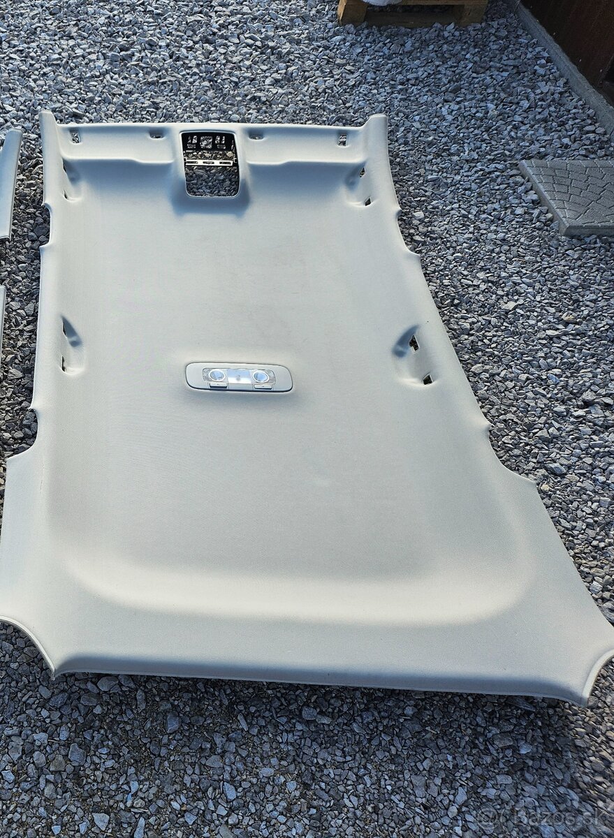 Stropnica OCTAVIA 3 COMBI