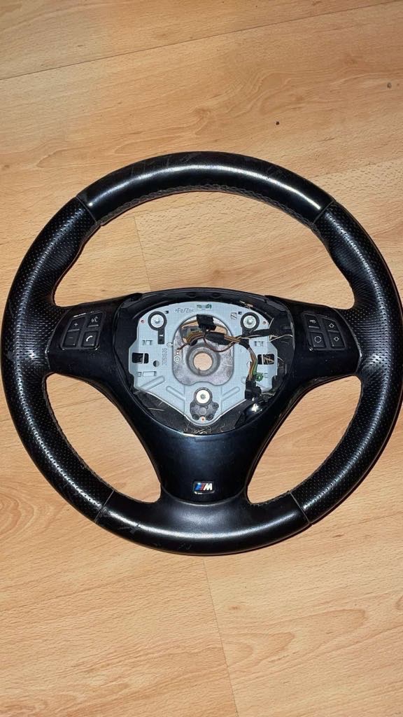 BMW E90 M packet volant