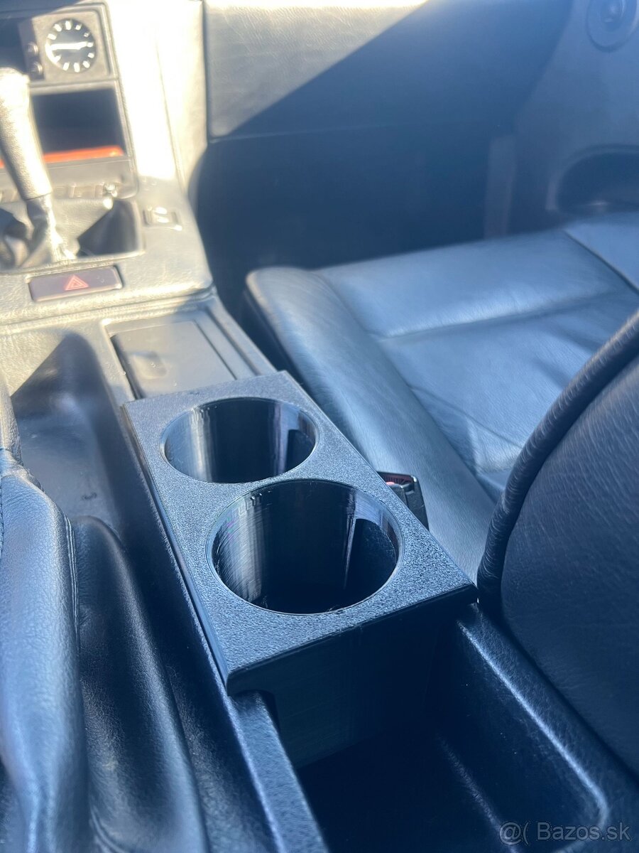 BMW E36 - Držiak nápojov