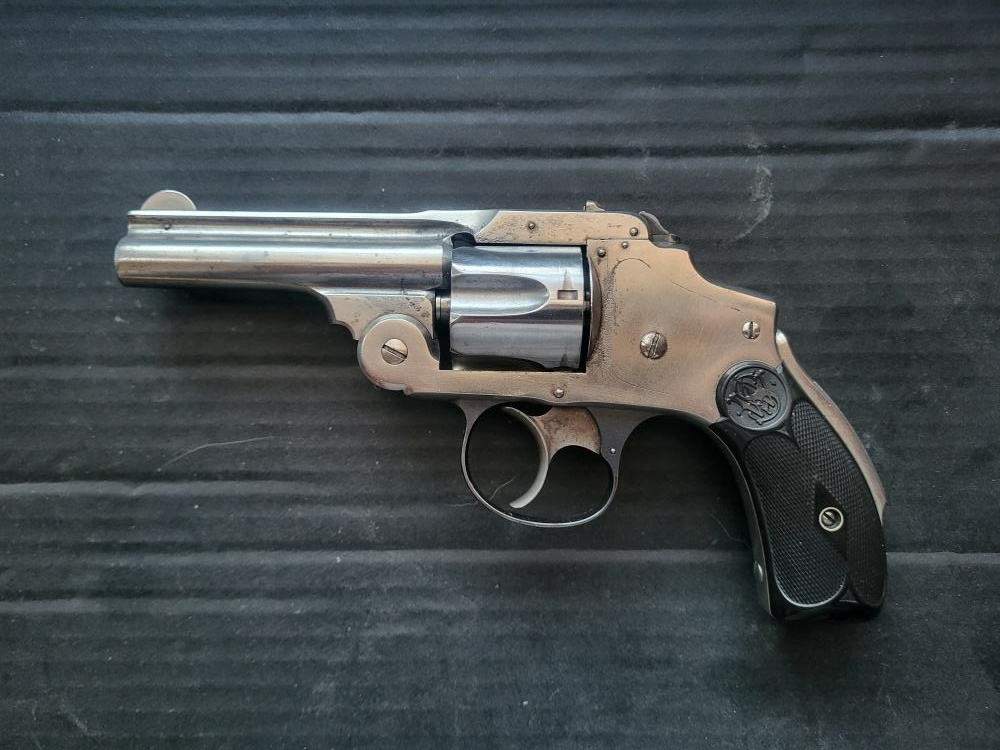 Revolver S&W Safety Hammerless