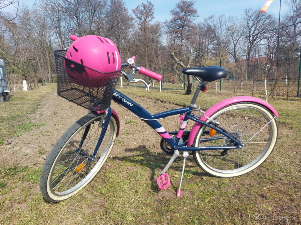 Dievčenský bicykel BTWIN 24 + prilba