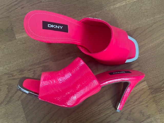 DKNY šľapky nové