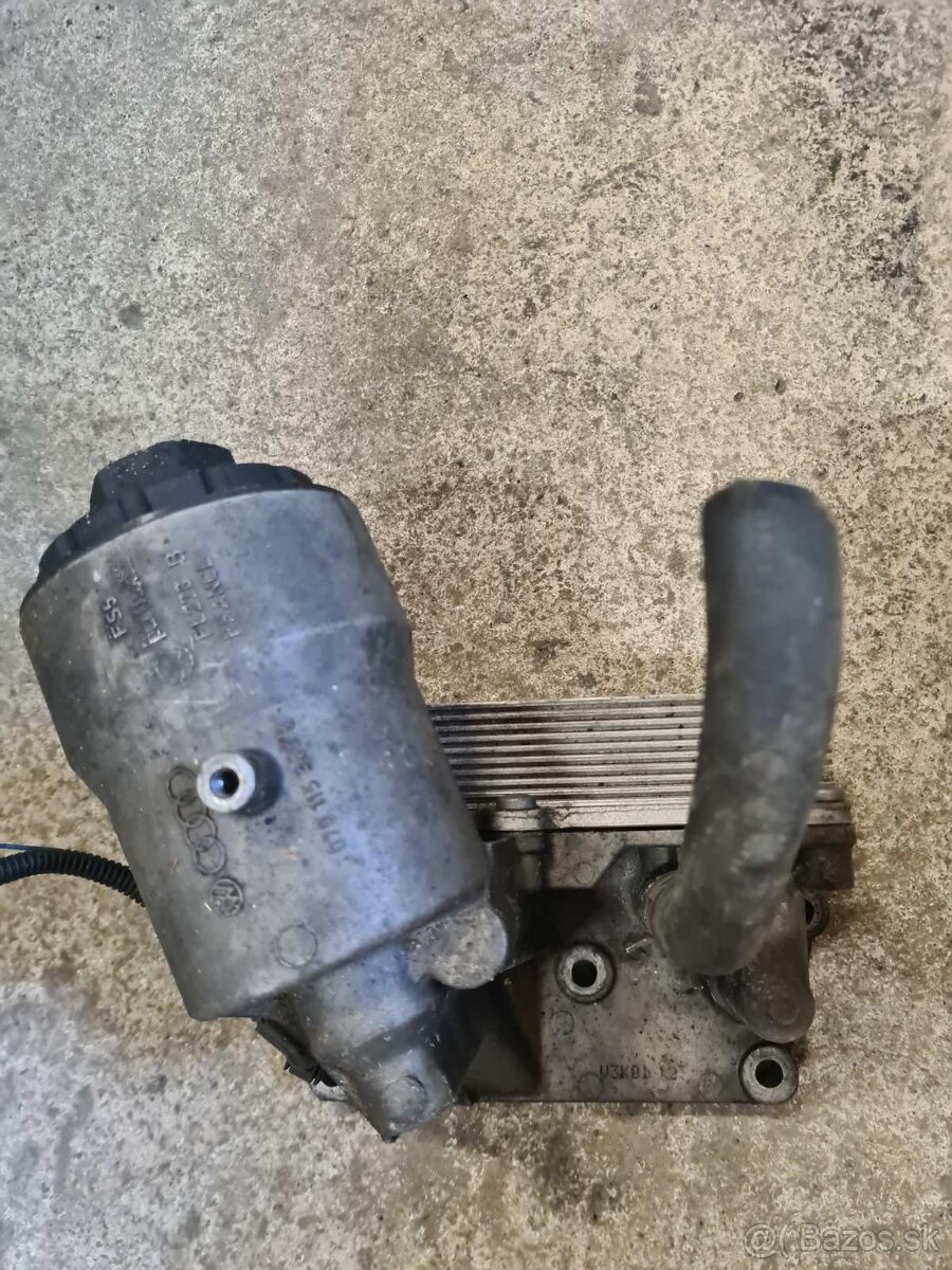 Obal olejového filtra + chladič 2.5 tdi, 128 kW
