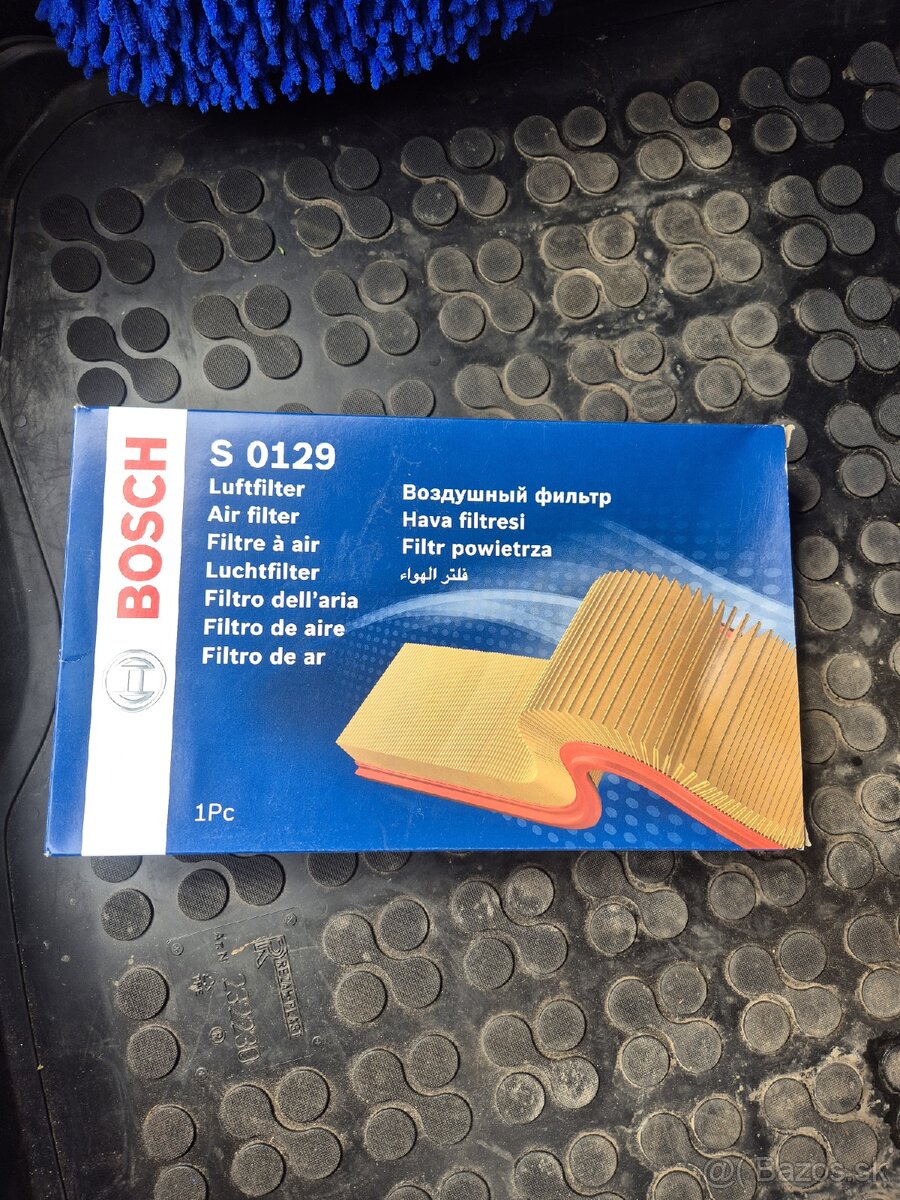 Vzduchovy filter BOSCH Mazda