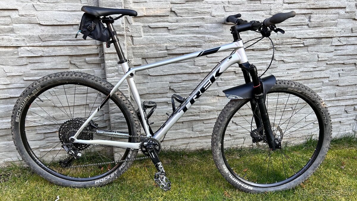 Predám Trek ProCaliber 8 21”.