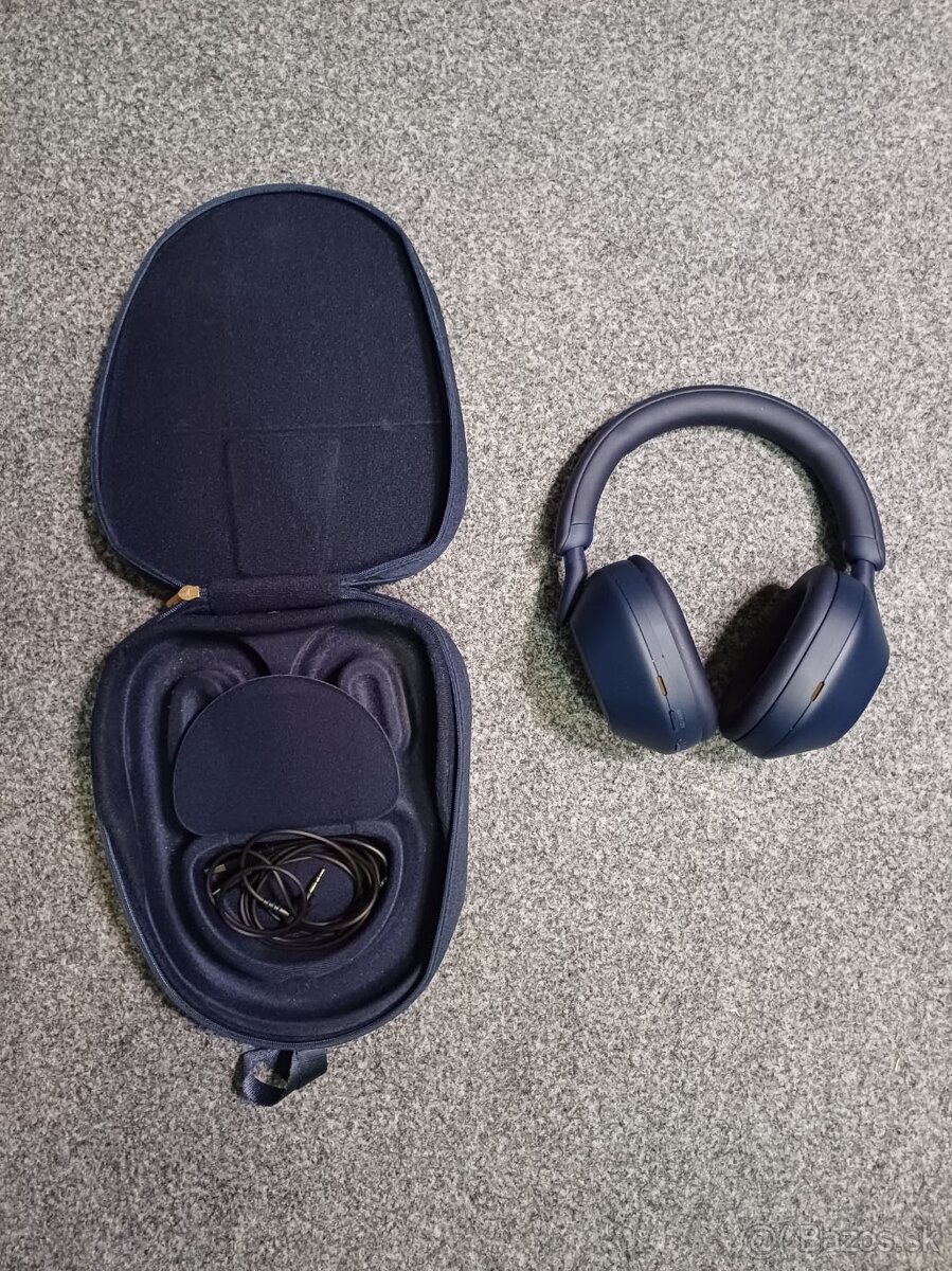 Sony Noise Cancelling WH-1000XM5