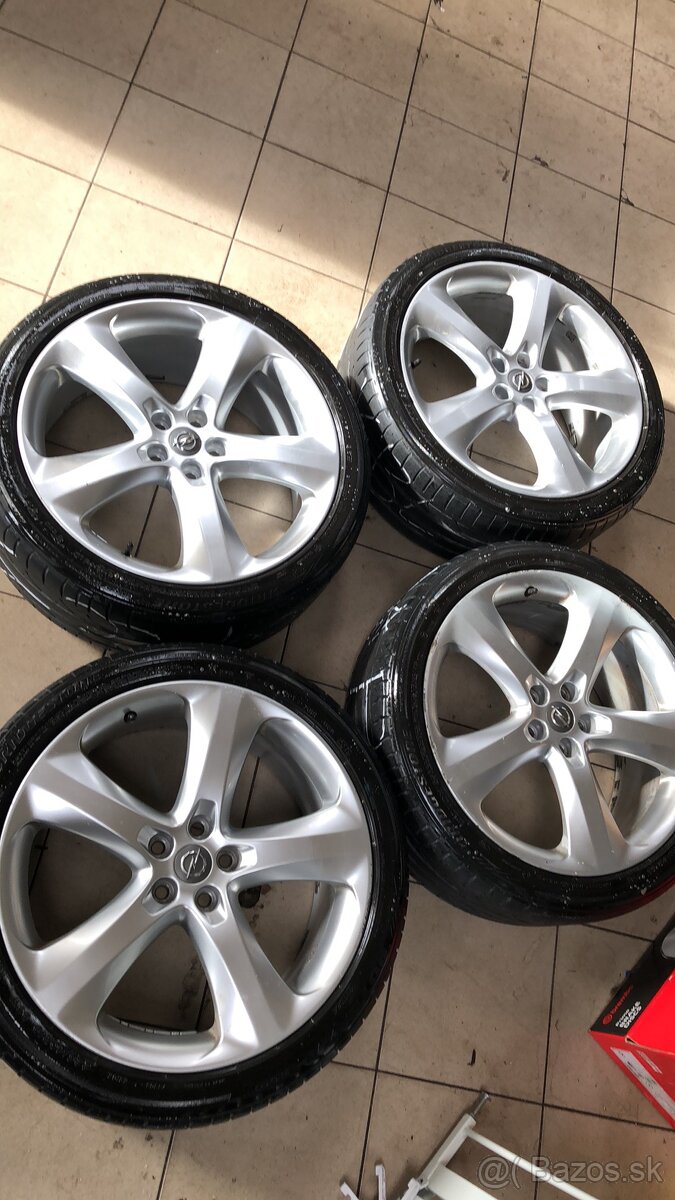 Opel Astra J 5x105 R19