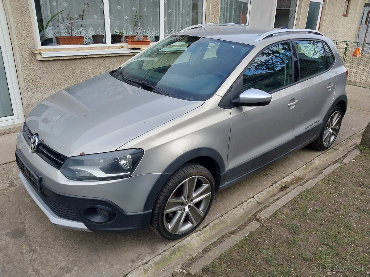 Rozpredám VW Polo Cross 1.2 Tsi 77kw