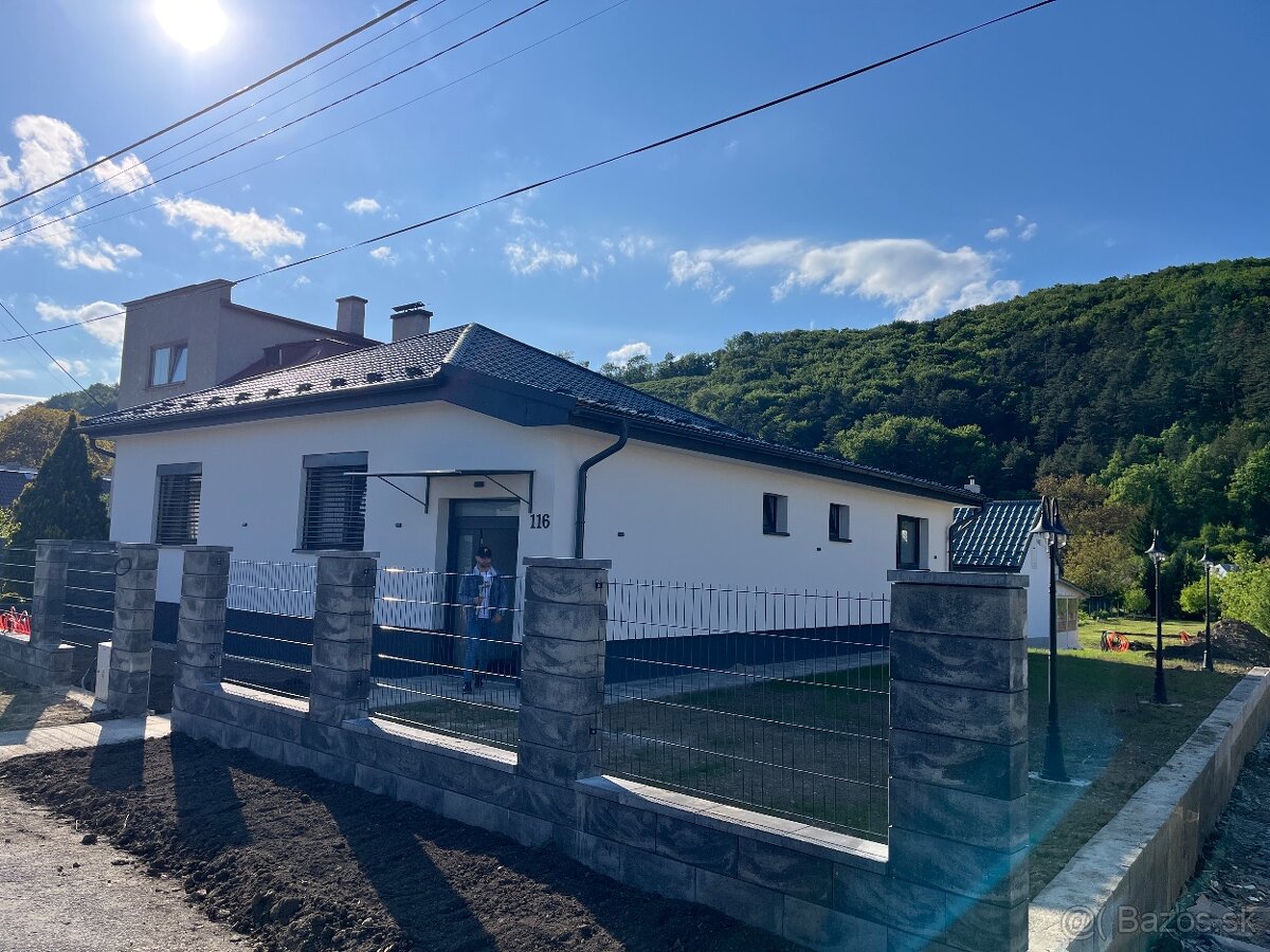 Predám nadštandardný rodinny dom Ptičie