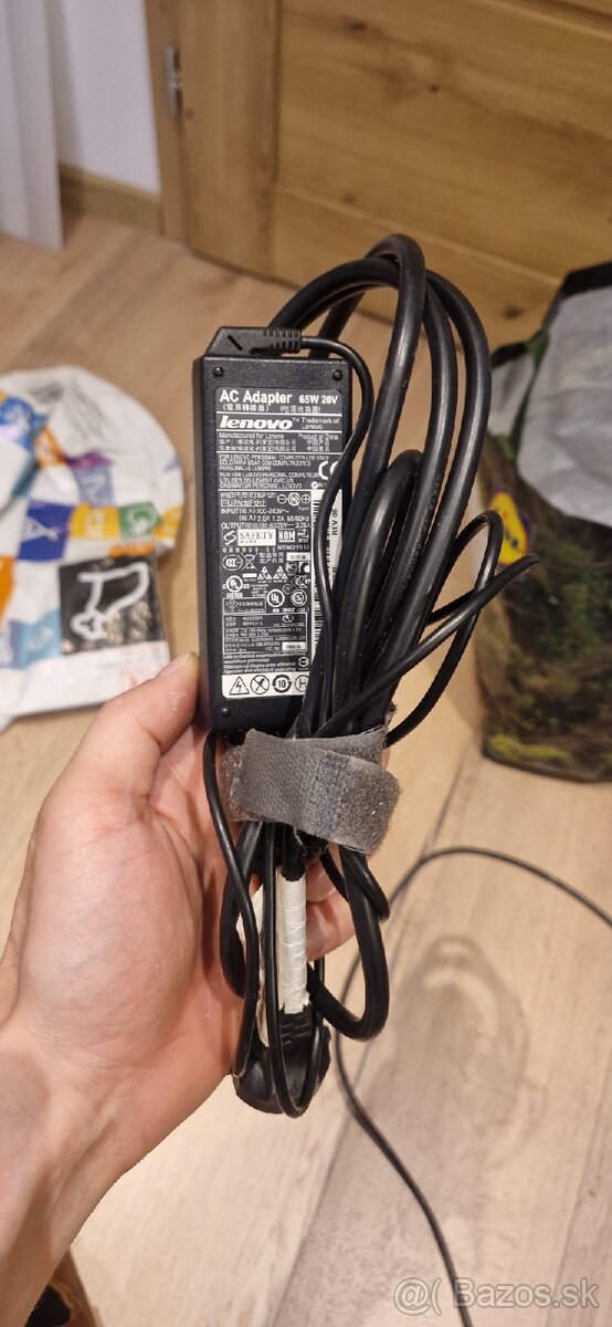 Nabijacka lenovo 20v 65w