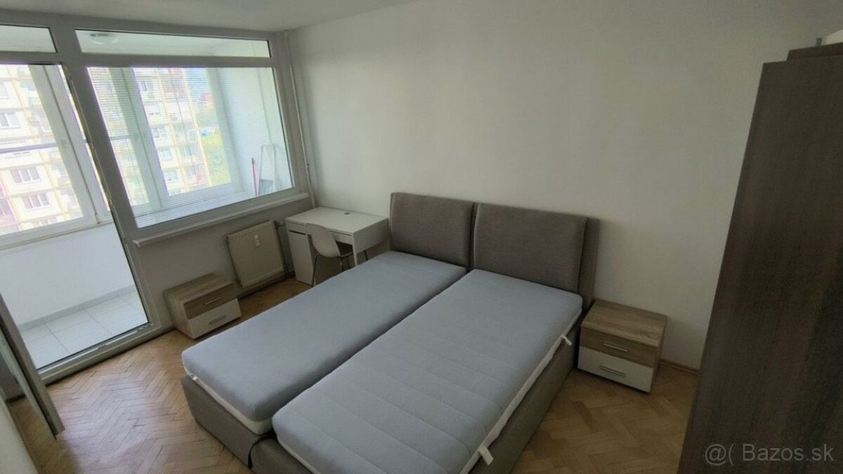 Na prenájom 2,5-izbový byt – Komárnická ul., Bratislava II –