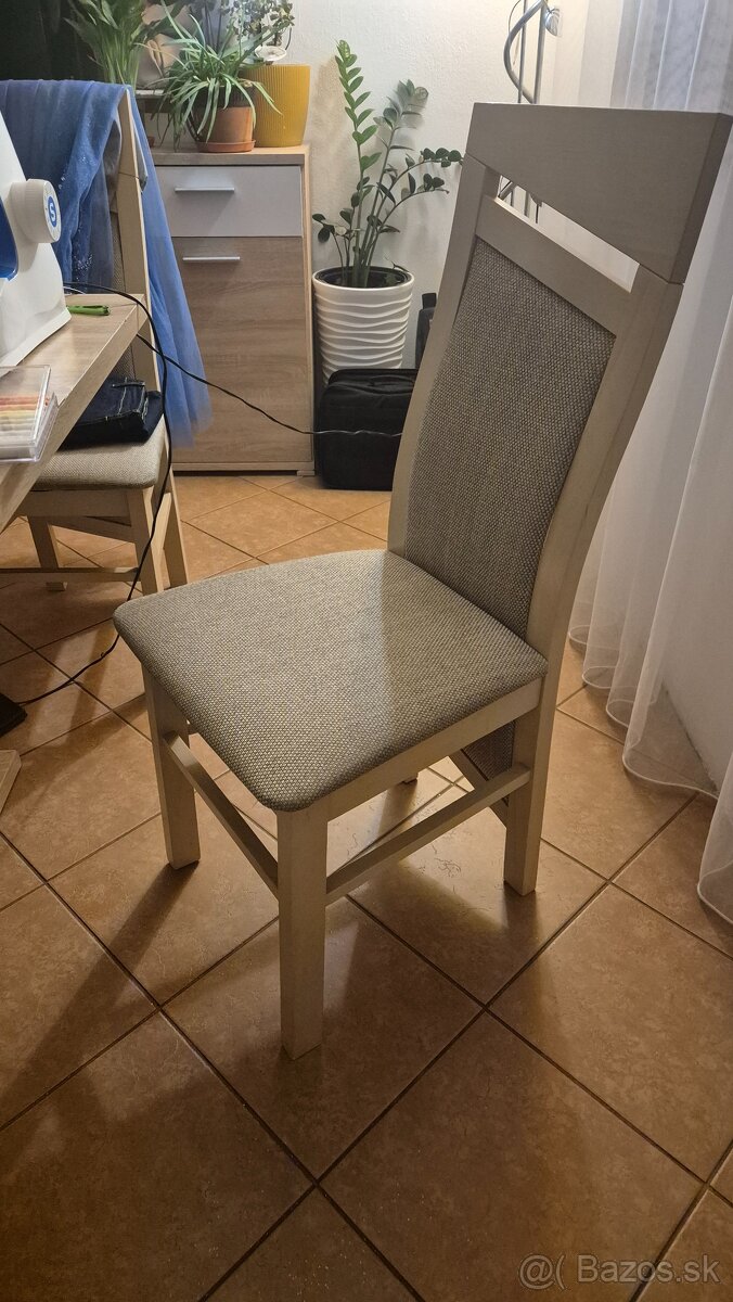 jedálenské stoličky 6ks