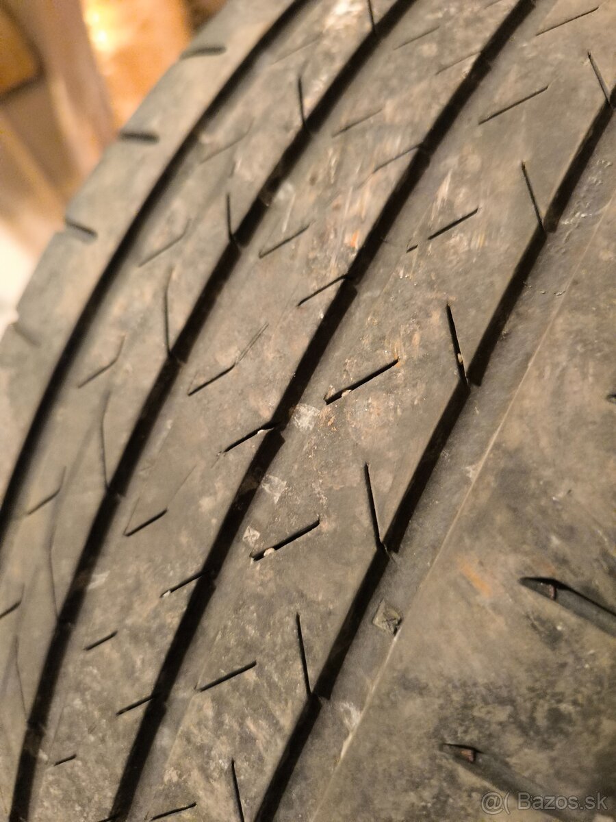 Letné Continental 215/60/18