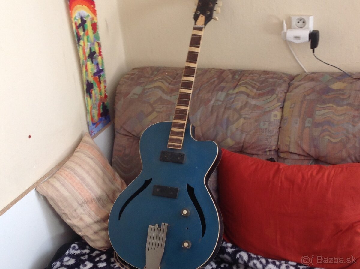 GITARA  JOLANA   DISKANT