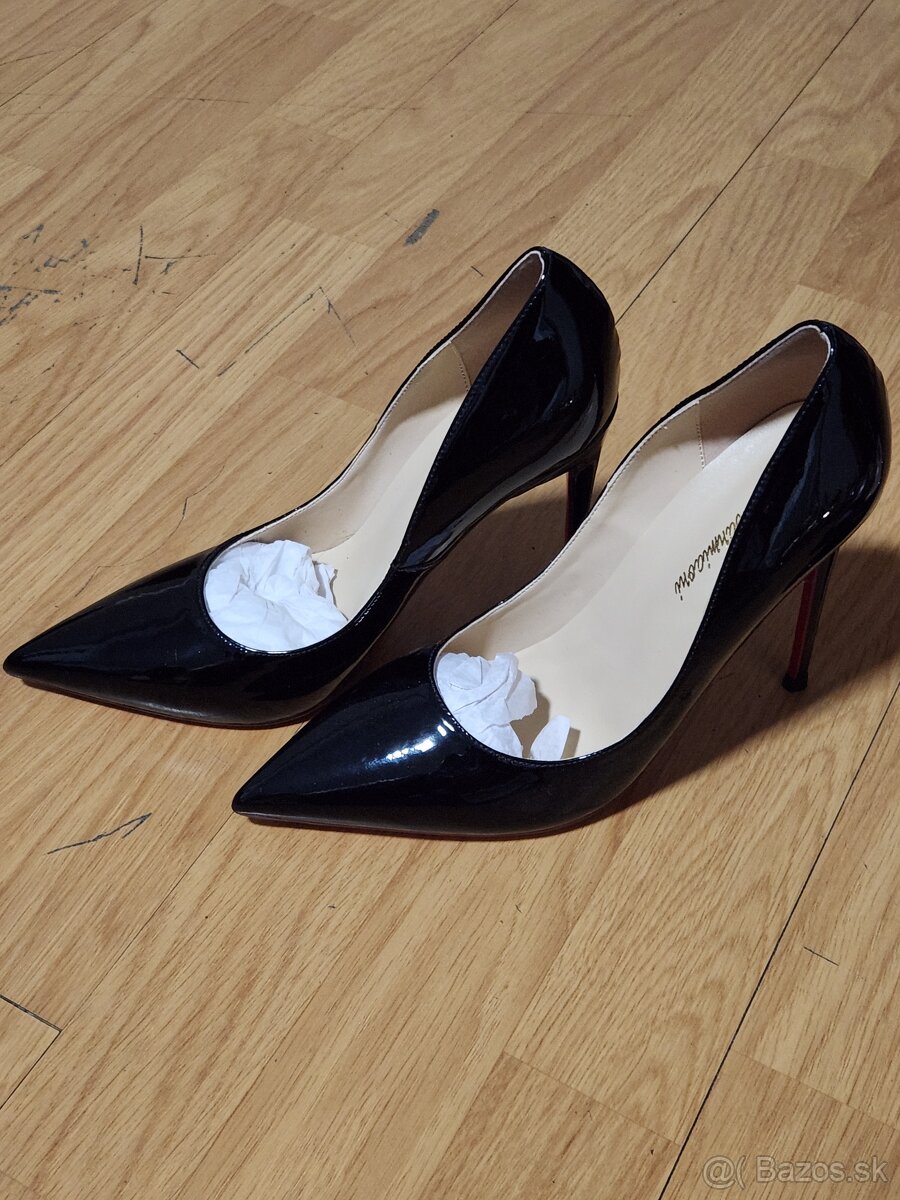 Čierne Lakované Lodičky