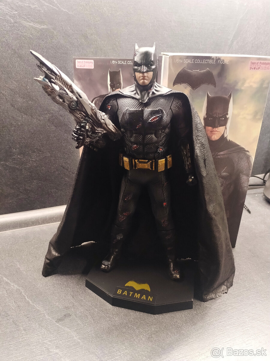 DC Batman Crazy Toys 1/6 Ne Hot toys