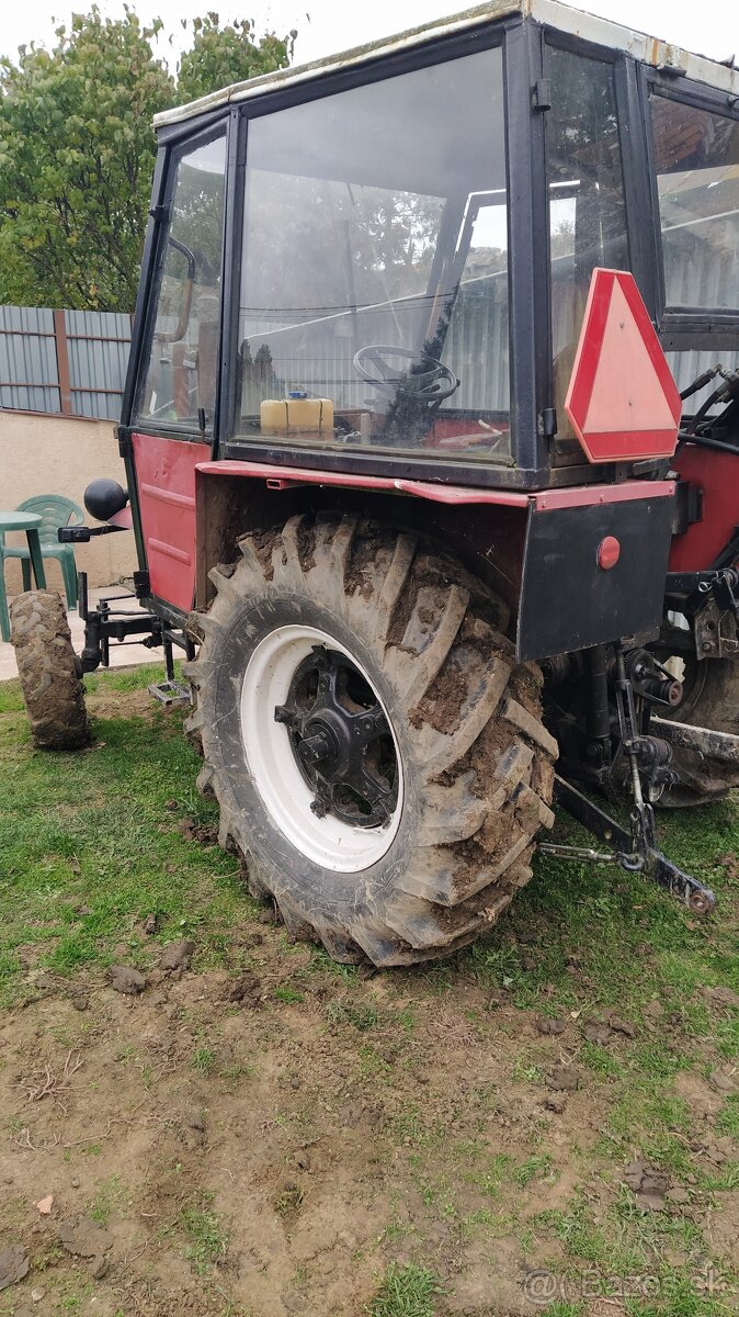 Traktor Zetor
