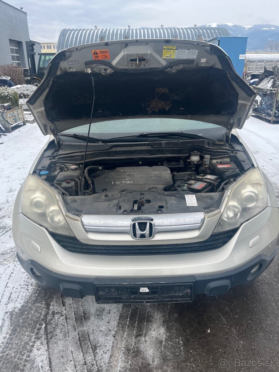 HONDA CR-V na náhradné diely