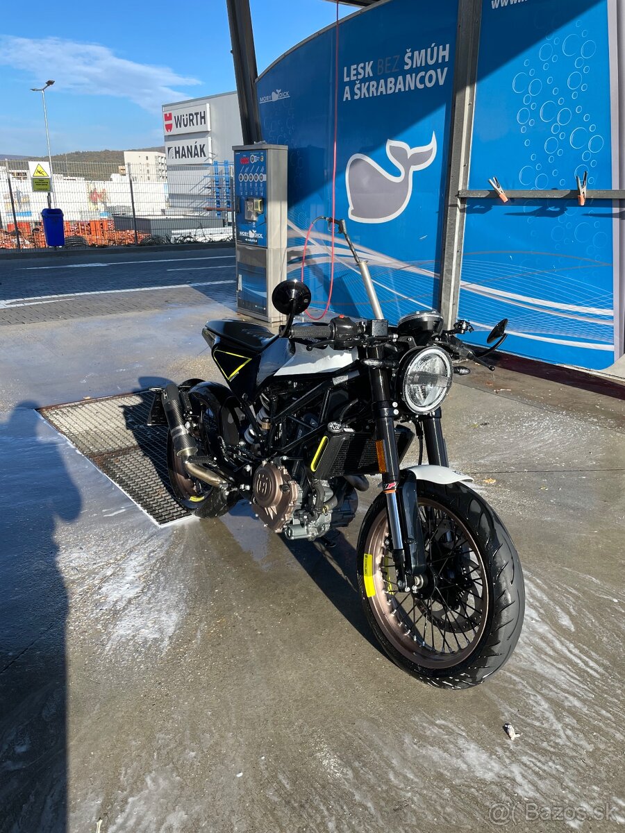 Husquarna Vitpilen 401