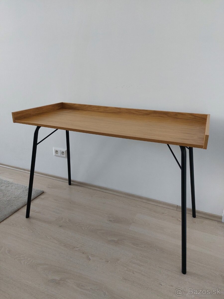 Pracovný stôl Rayburn