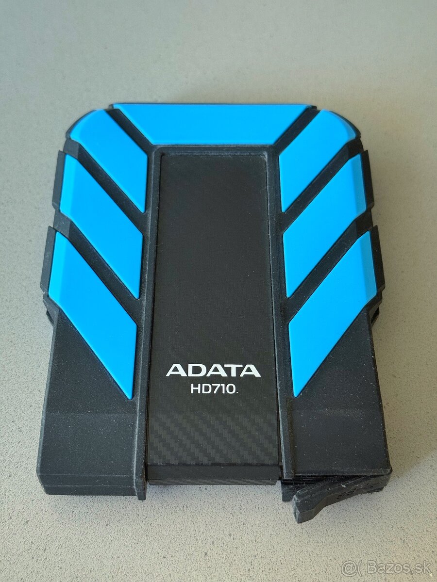 externý disk ADATA 1TB