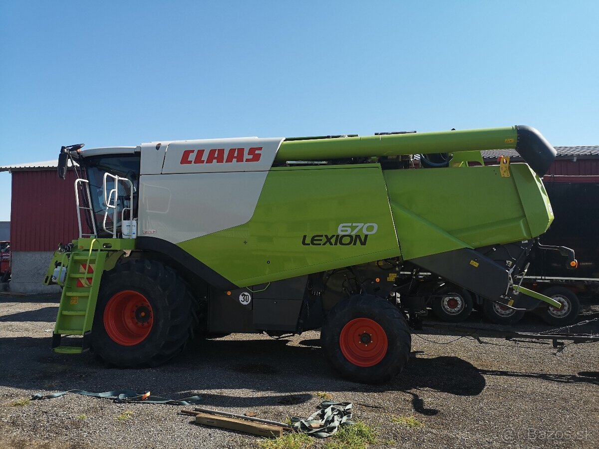 Predám KOMBAJN CLAAS Lexion 670 + žací stôl V750+prepravník