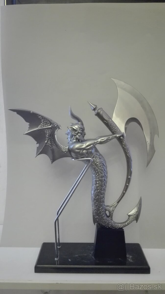 Fantasy - dekorativní předmět - sekera na stojánku - 46 cm