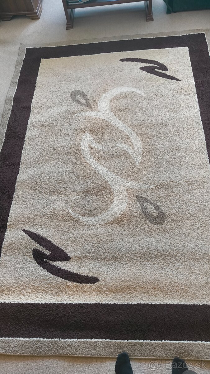 Predám dva koberce