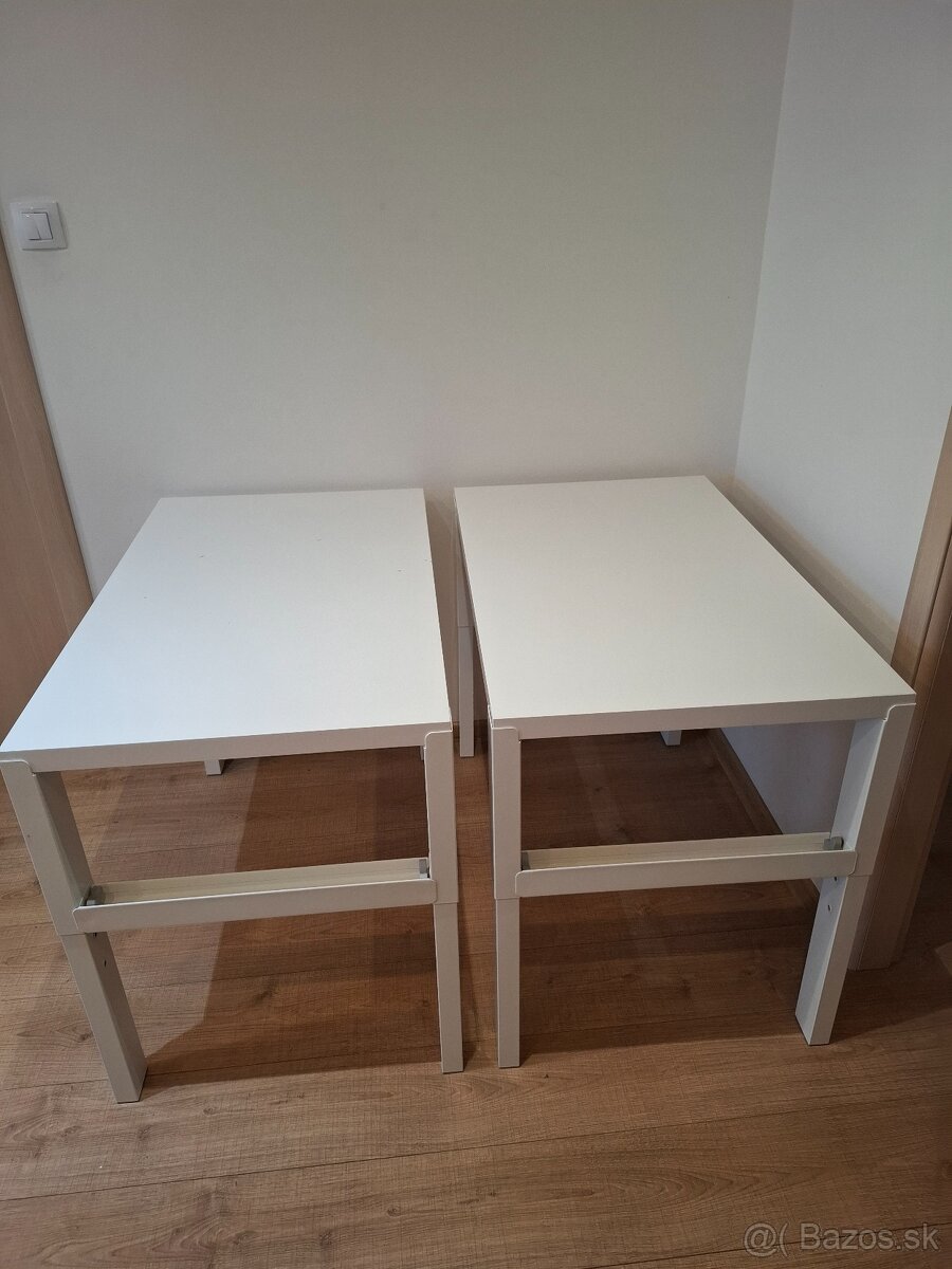 2 písacie stoly PAHL , IKEA.